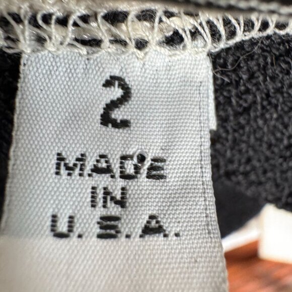 St John Vintage Black & White Sequin Jacket & Skirt Set Size 2 USA-Made Elegant - Picture 16 of 16